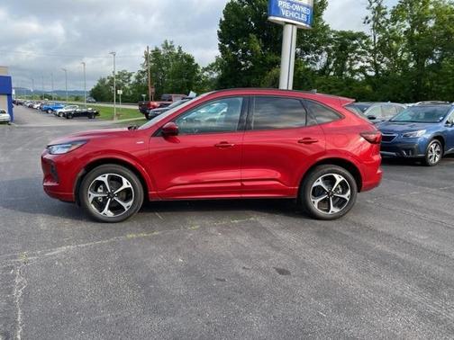 2024 Ford Escape ST-Line Select