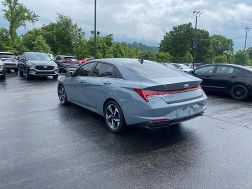 2023 Hyundai ELANTRA HEV Limited