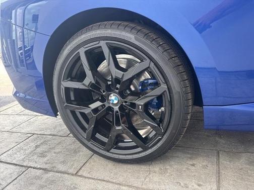 2025 BMW 230 i xDrive