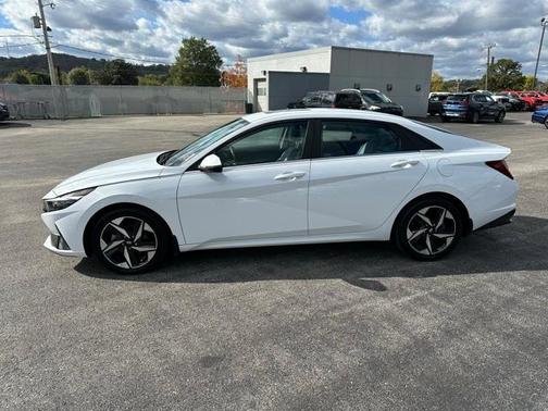 2023 Hyundai ELANTRA HEV Limited