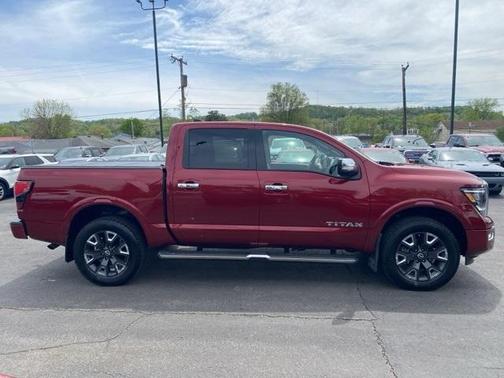 2023 Nissan Titan Platinum Reserve