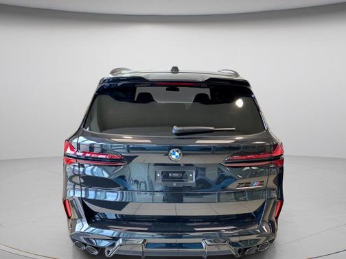 Black Sapphire Metallic 2026 BMW X5 M Competition