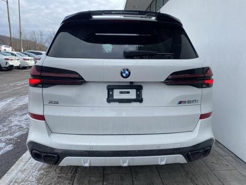 2026 BMW X5 M60i