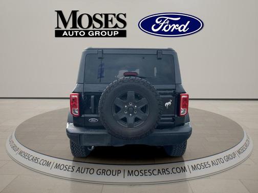 Shadow Black 2024 Ford Bronco Black Diamond