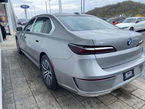 2024 BMW i7 eDrive50