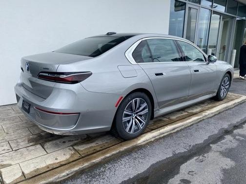 2024 BMW i7 eDrive50