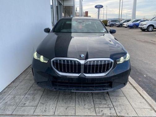 2026 BMW 530 i xDrive