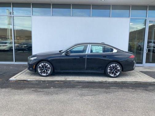 2026 BMW 530 i xDrive