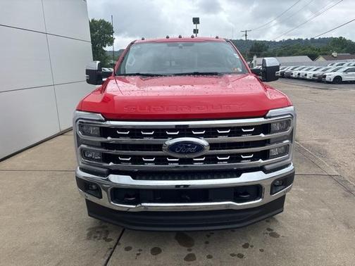 2025 Ford F-350 Lariat Super Duty