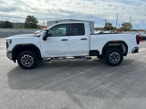 2024 GMC Sierra 2500 Pro