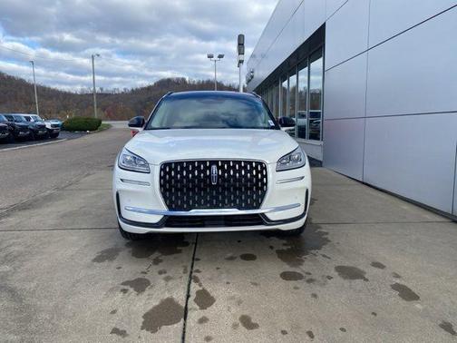 Pristine White 2025 Lincoln Corsair Grand Touring