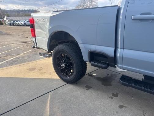 2026 Ford F-350 Lariat Super Duty