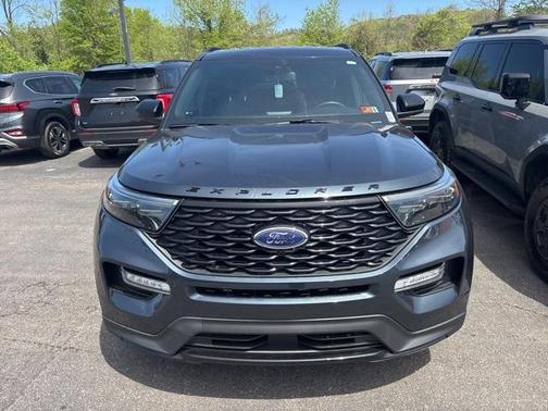 2022 Ford Explorer ST-Line