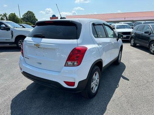 2022 Chevrolet Trax LS