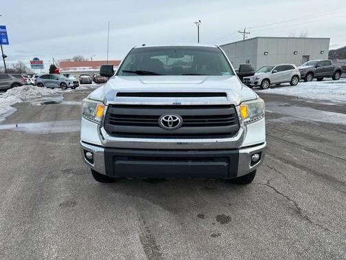 2014 Toyota Tundra SR5
