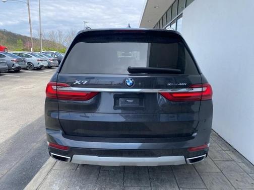 2022 BMW X7 xDrive40i