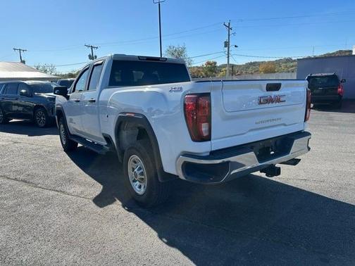 2022 GMC Sierra 2500 Pro