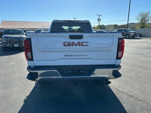 2022 GMC Sierra 2500 Pro