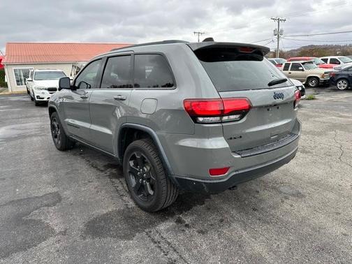 2019 Jeep Grand Cherokee Laredo
