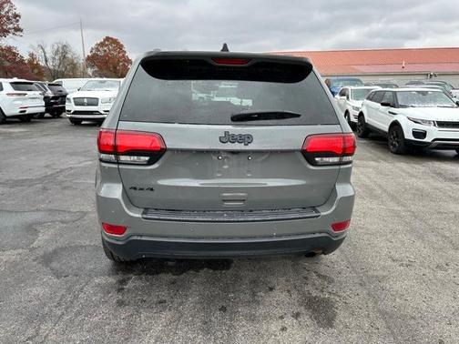 2019 Jeep Grand Cherokee Laredo