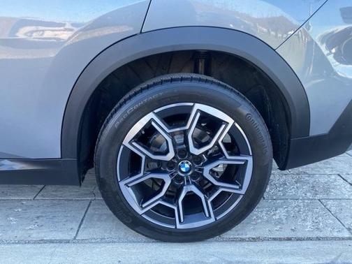 2025 BMW X2 xDrive28i