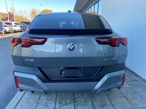2025 BMW X2 xDrive28i