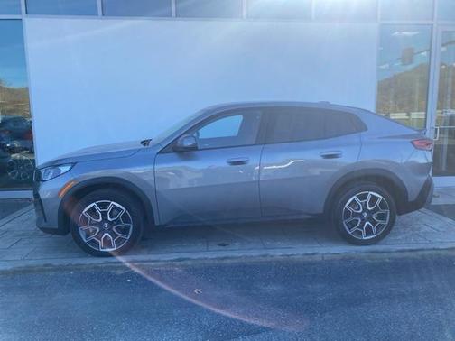 2025 BMW X2 xDrive28i