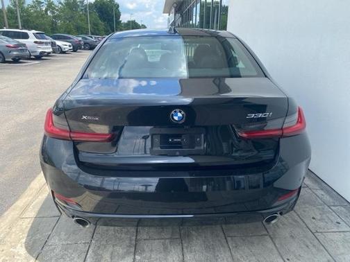 2024 BMW 330 i xDrive