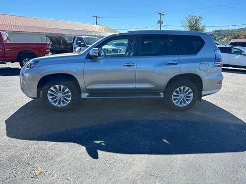 2022 Lexus GX 460 Base