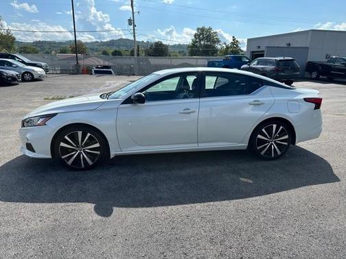 2020 Nissan Altima 2.5 SR
