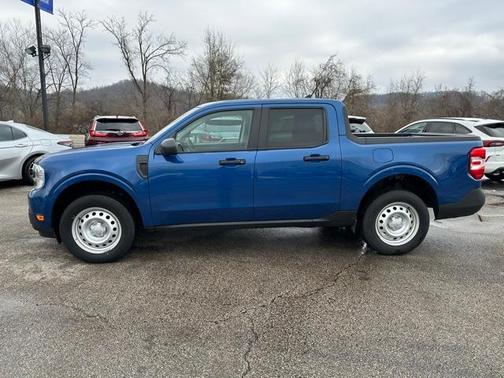 2023 Ford Maverick XL