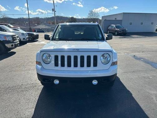 2017 Jeep Patriot Sport