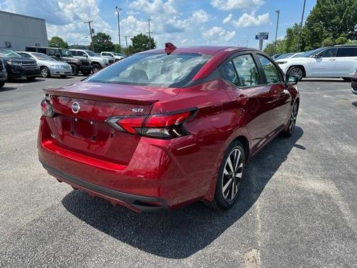 2021 Nissan Versa 1.6 SR