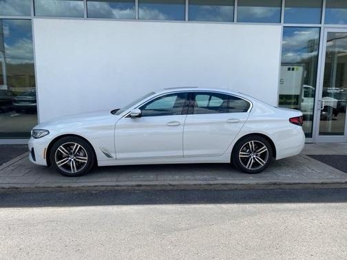 2022 BMW 530 i xDrive