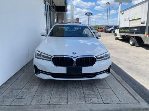 2022 BMW 530 i xDrive