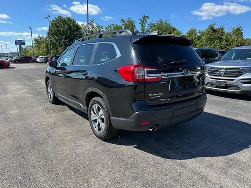 2024 Subaru Ascent Premium