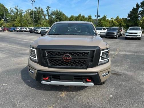 2024 Nissan Titan PRO-4X