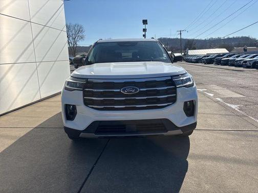 Star White 2026 Ford Explorer Active