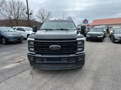 2024 Ford F-350 Lariat Super Duty