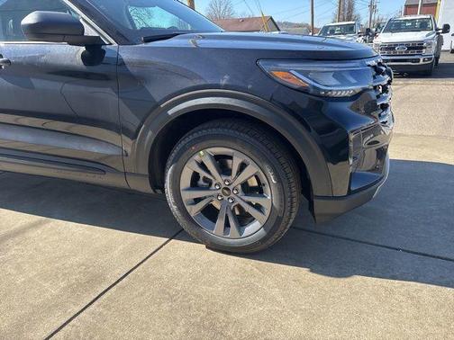 Agate Black 2026 Ford Explorer Active