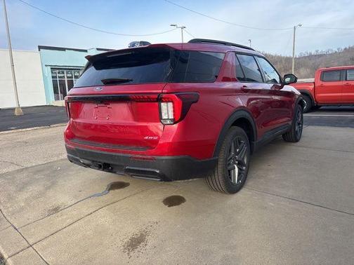 Rapid Red Metallic Tinted Clearcoat 2026 Ford Explorer ST-Line