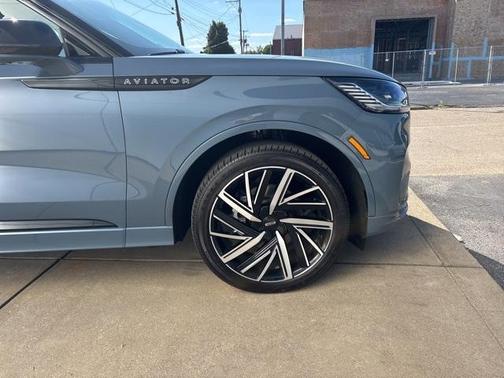 2025 Lincoln Aviator Black Label AWD