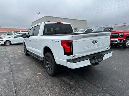 2025 Ford F-150 Lightning Flash