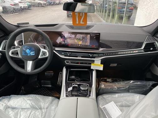 2026 BMW X6 xDrive40i