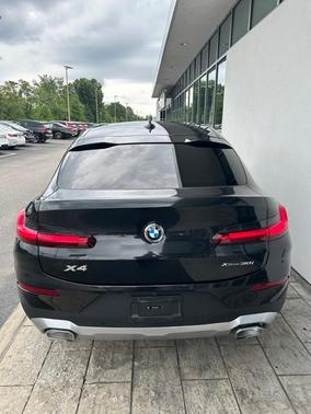 2024 BMW X4 xDrive30i