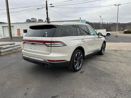 2022 Lincoln Aviator Reserve AWD