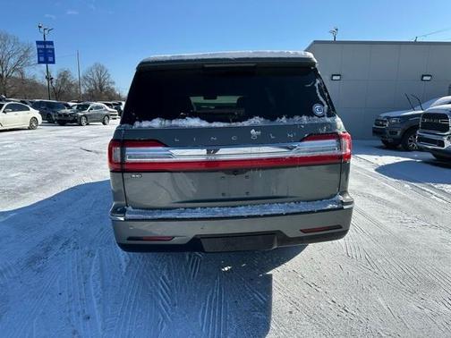 2019 Lincoln Navigator L Select
