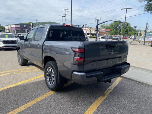 Gun Metallic 2026 Nissan Frontier SV