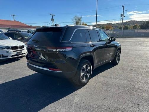 2022 Jeep Grand Cherokee 4xe Base