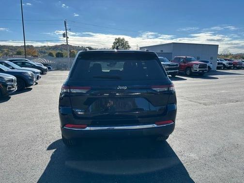 2022 Jeep Grand Cherokee 4xe Base